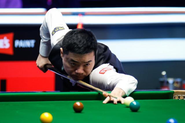 半岛体育-丁俊晖火力全开横扫江俊 超强手感冲赛季第二冠