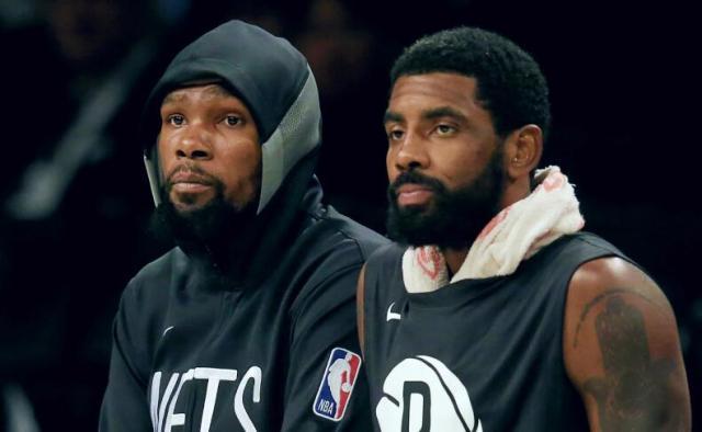 半岛体育注册网址-篮网冲冠梦碎？混乱局面还将继续 连年亏损是双输