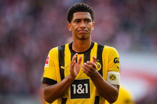 半岛体育下载-多特攻击力断崖式下滑，德国“帝星”防线不堪一击