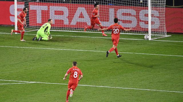 半岛体育-刚攒回的信心又输掉了，勒夫拿世预赛“试错”值得吗