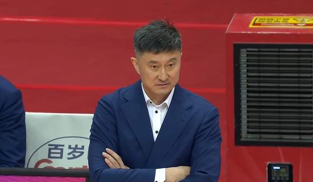 半岛体育-上海险阴沟翻船，广东重回前4，广厦稳住第2，山东下滑，辽宁憋屈